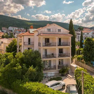 Lonzor Vendégház